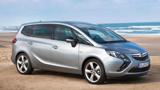opel-zafira-tourer