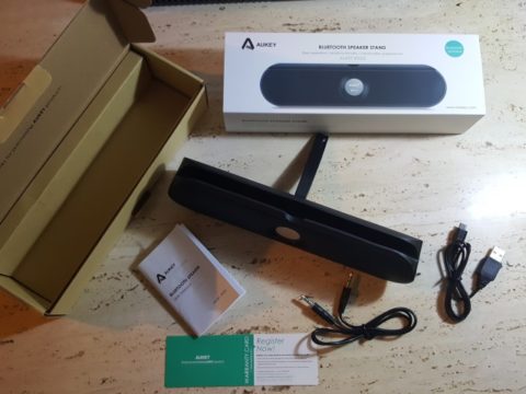 speaker aukey 02