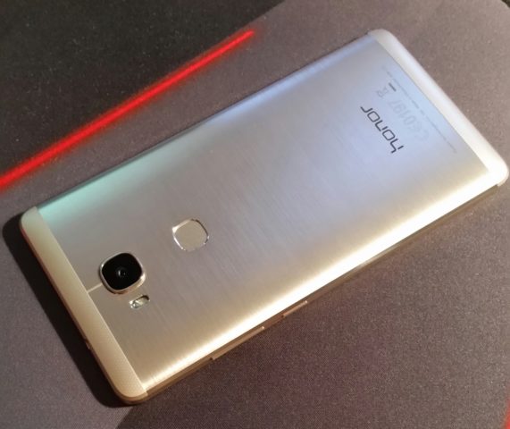 Recensione Honor 5X