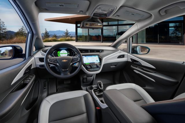 2018-opel-ampera-e-interior