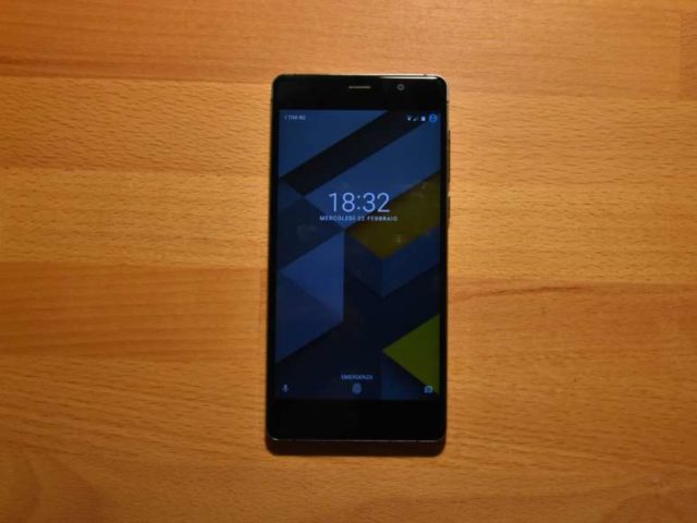 ARCHOS 55 Diamond Selfie
