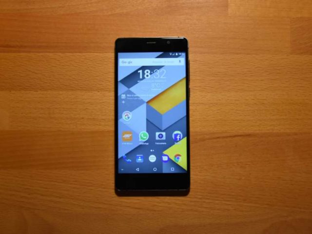 ARCHOS 55 Diamond Selfie