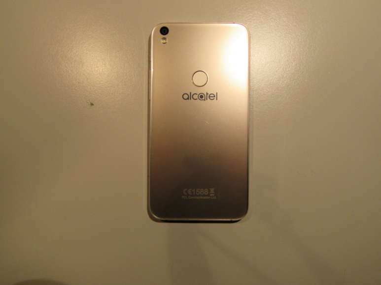 Alcatel Shine Lite: la nostra recensione completa