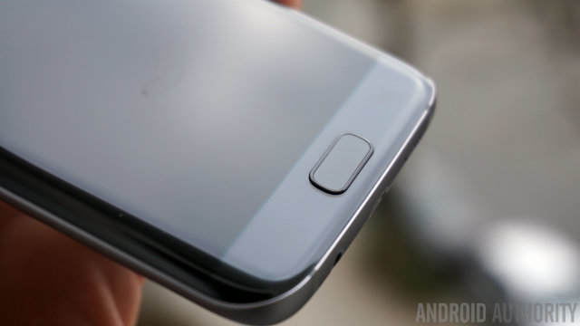 Lo scanner di impronte potrebbe sparire nei prossimi smartphone di Samsung