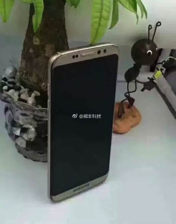 Dalla Cina compare un clone del Galaxy S8 (addirittura prima del suo annuncio ufficiale)