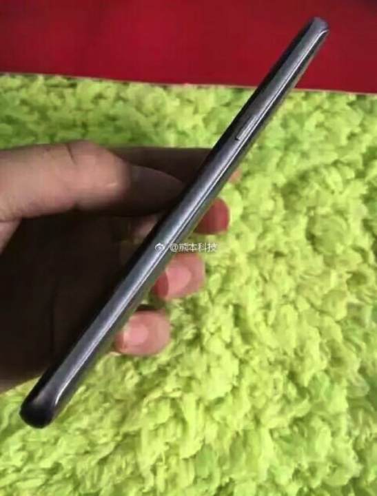 Dalla Cina compare un clone del Galaxy S8 (addirittura prima del suo annuncio ufficiale)