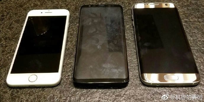 Ecco com'è il Galaxy S8, comparato ad iPhone 7 e S7 Edge [FOTO]
