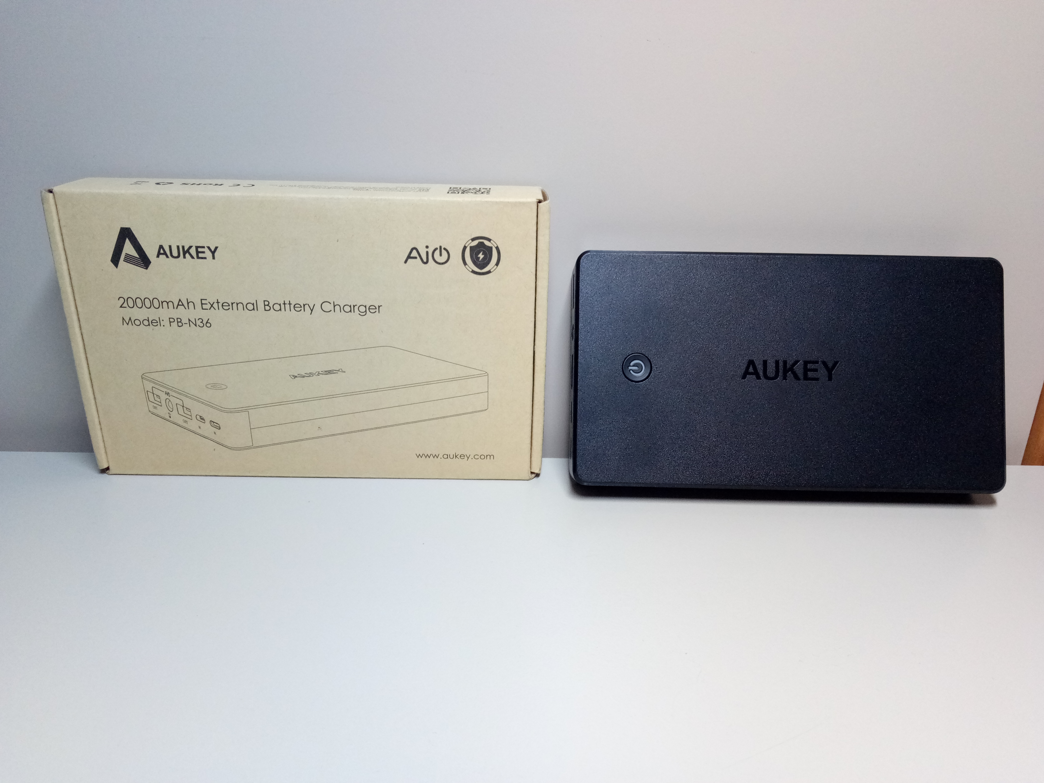 Recensione powerbank Aukey PB-N36 20000mAh, un mostro di capienza