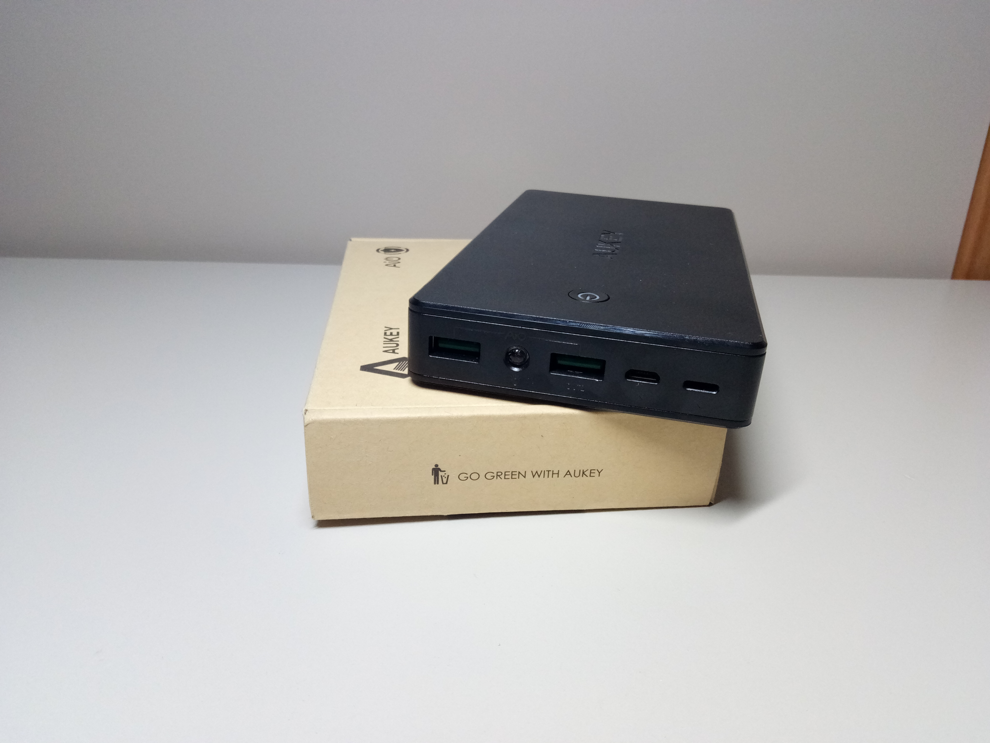 Recensione powerbank Aukey PB-N36 20000mAh, un mostro di capienza