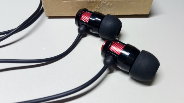 Recensione auricolari Aukey in-ear con microfono