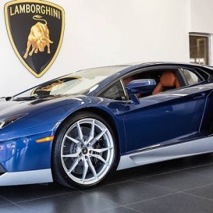 Lamborghini Aventador Miura Homage edition