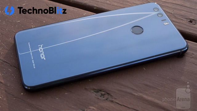 Honor 9: immagine leak conferma la mancanza del jack da 3.5mm