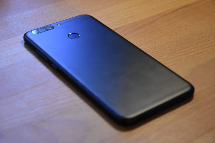 d Honor 8 Pro