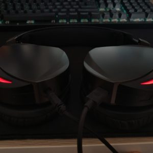 Asus RoG Strix Fusion 300