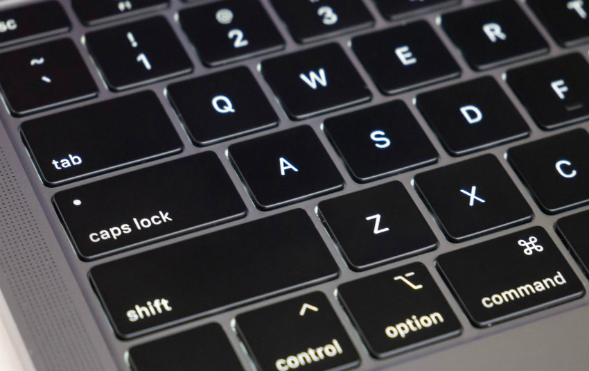 Apple potrebbe introdurre una tastiera touch sui nuovi MacBook