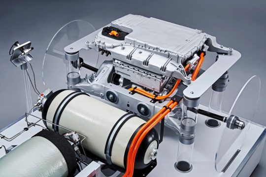BMW i Hydrogen NEXT: quando l'idrogeno può diventare il futuro